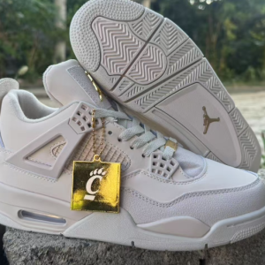 Jordan 4